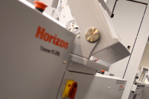 Horizon booklet maker