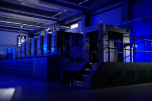 Komori finds Advance is in demand